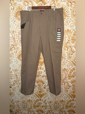Wrangler Technician Relaxed Fit Men’s Workwear Pants  Size 40X30